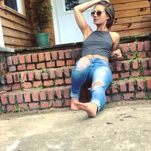 Meet your Posher, Corrinne